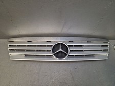 Kühlergrill / Gitter Vorne - Mercedes Klasse A Typ W168 April 2001 Ab Sept.2004 Kühlergrill / Gitter Vorne - Mercedes Klasse A Typ W168 April 2001 Ab Sept.2004