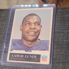 Philadelphia Gum 1965 Lamar Lundy #90 Los Angeles Rams Rookie Base NFL Card. rookie card picture