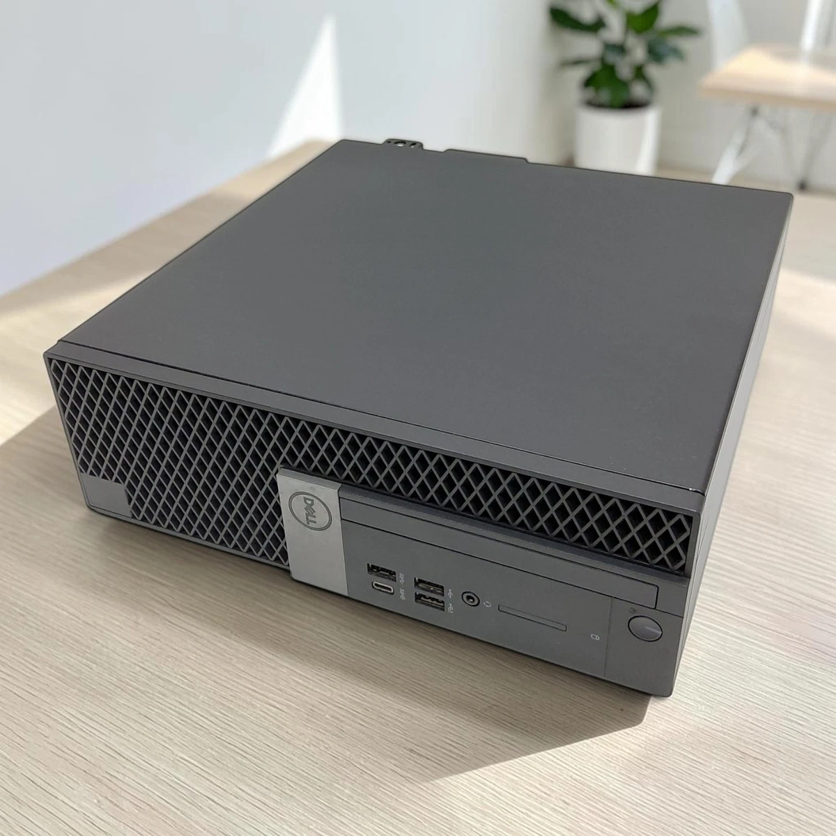 Dell Intel Core i7 8th Gen PC Desktops & All-In-One Computers for