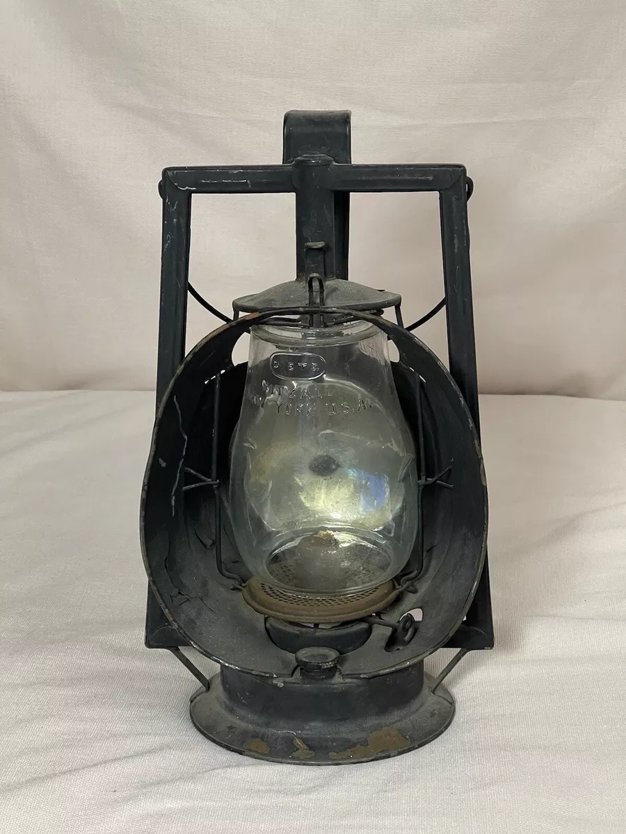 Antique Dietz Acme Track Walker Inspector Lantern RR Train Station