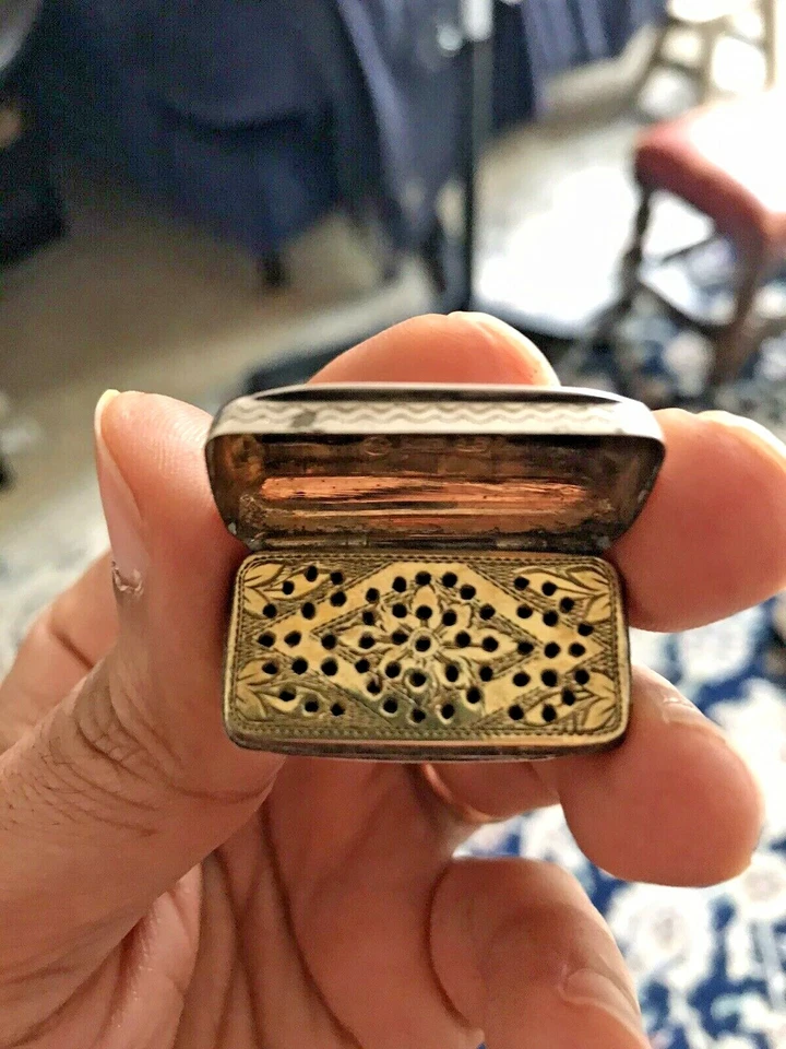 Magnífica vinagreta de plata George lll 1812 de William Simpson Birmingham  Foto 4 de 4