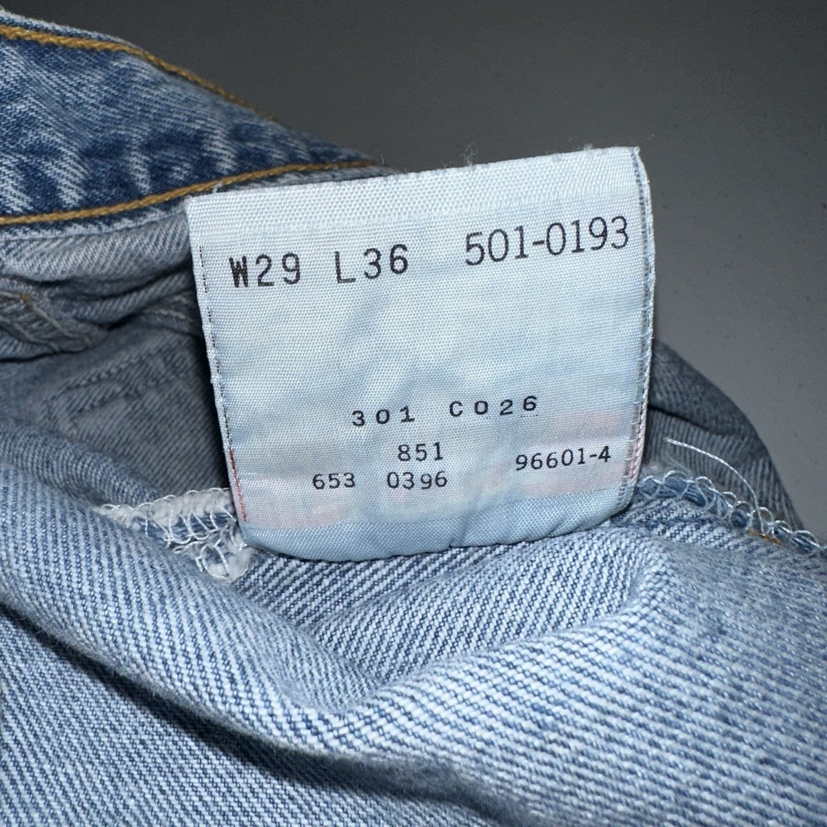 Vintage 90s Levi's 501 Made In USA Jeans Sz 29x36 FITS 26x35