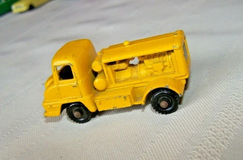 Vintage Lesney Matchbox #28 Thames Trader Compressor Truck Regular Wheels Nice 1