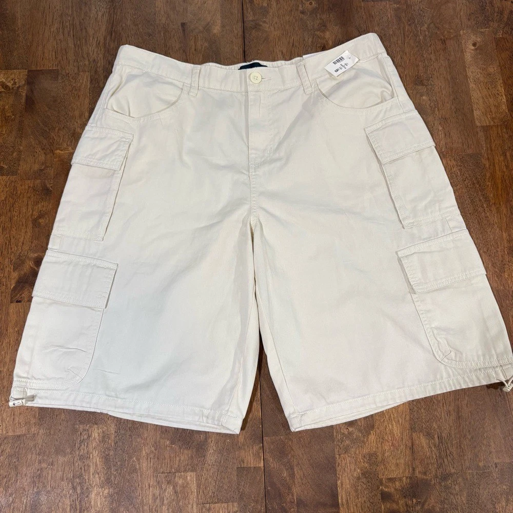 Aéropostale Cargo Beige Bermuda Shorts X-Large