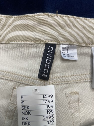 NEW BNWT H&M Beige Ripple Flare Low Waist Jeans Size 14 - Picture 3 of 10