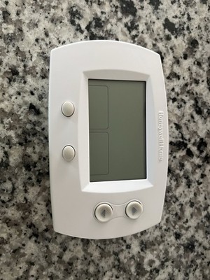 Honeywell Home Thermostat Non-WiFi Programmable w/ Backplate Tested works Great 