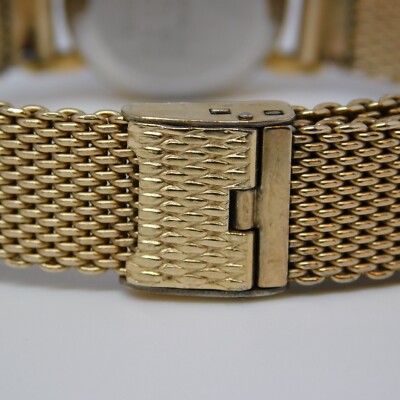 Seiko 16-5199 Two-Hand Mesh Band Quartz Analog Women display picture 1