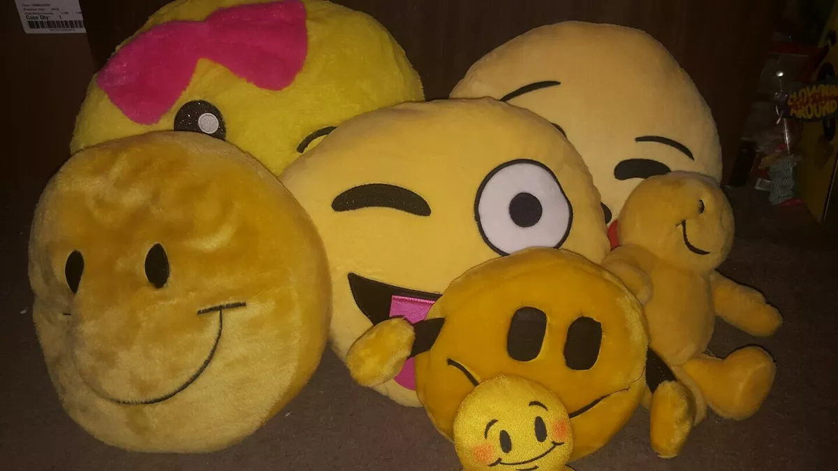 Emoji 2025 stuffed animals