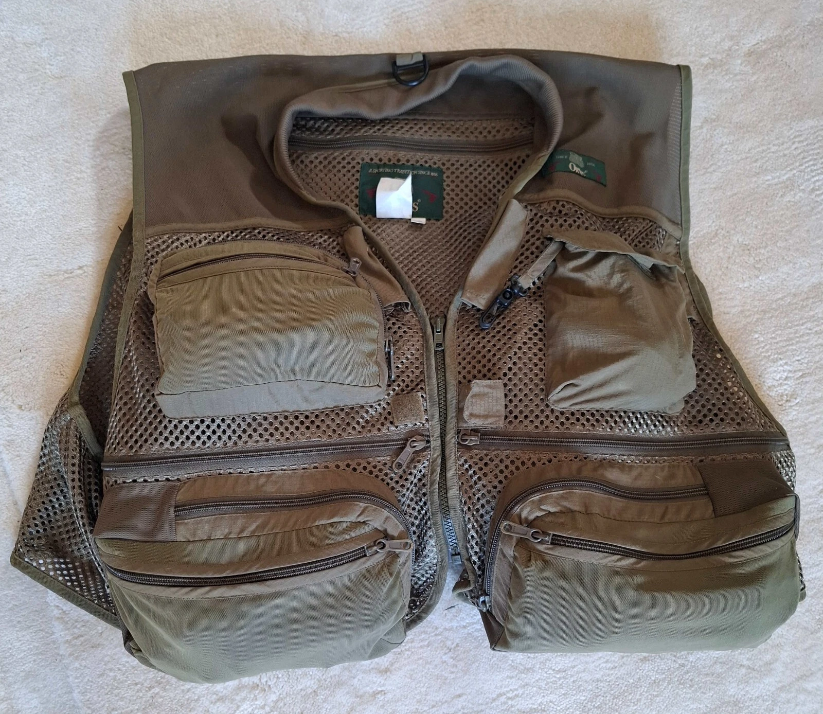 Orvis Mens Fishing Waistcoat Olive Green Size XXL
Opens in a new window or tab