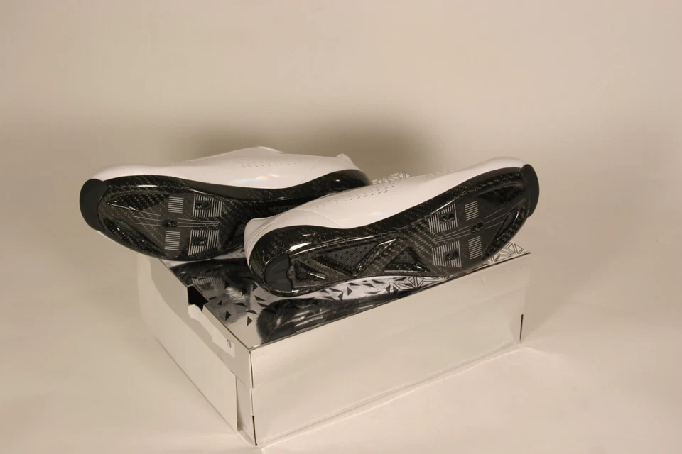 Zapatos de ciclismo de carretera Supacaz Kazze de carbono HoloGram blancos talla EU 45/US 11.5 231275 Foto 3 de 4