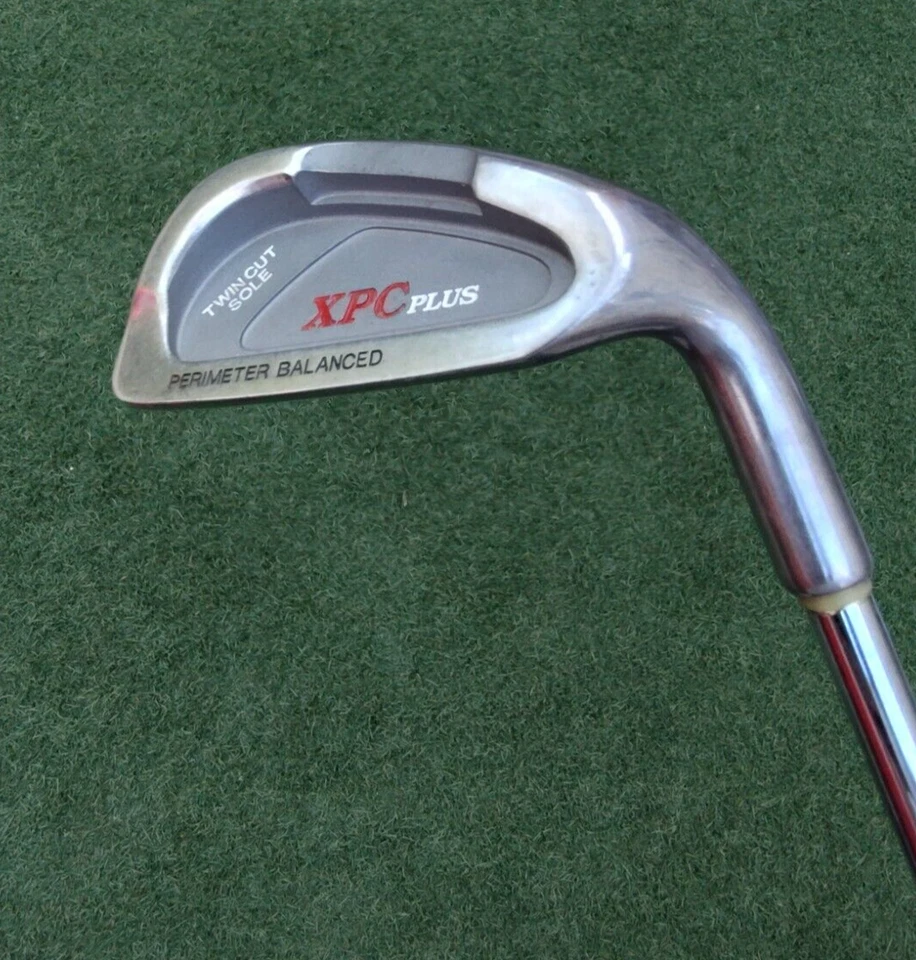 XPC PLUS PERIMETER BALANCED TWIN CUT SOLE # 9 IRON 38" RH REG FLEX STEEL SHAFT - Image 3 of 4