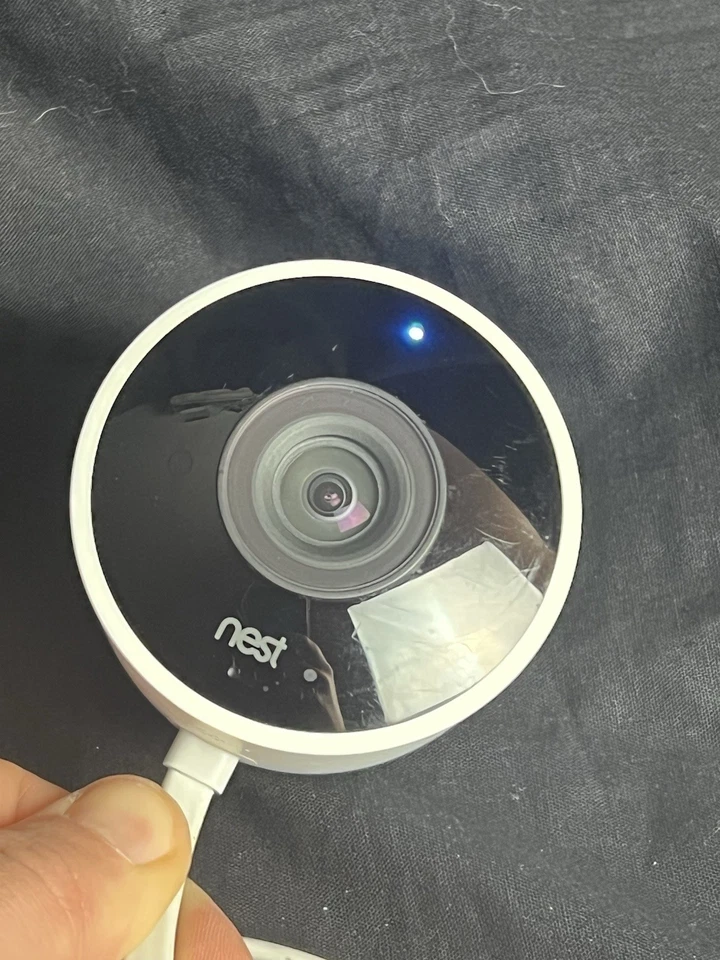 Google Nest Cam Outdoor 1st Gen A0033 White Classic Smart HD Security Camera - Image 3 of 4