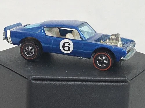 Hot Wheels Redline 1969 King Kuda Hong Kong Blue With White Interior #6 w/Case