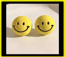 Designer Yellow Enamel Happy Smiley Face Stud Earrings NWOT Read Desc