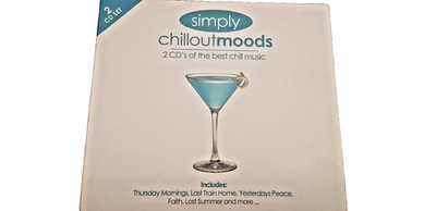 2 CD s  of ther best chill music Various Artists Simply Chillout (CD) Album TOP