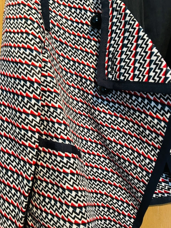 Blazer Elizabeth and James Talla 10 Foto 3 de 4