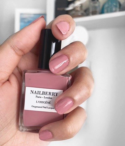 NAILBERRY nagellack - LOVE ME TENDER main image 1