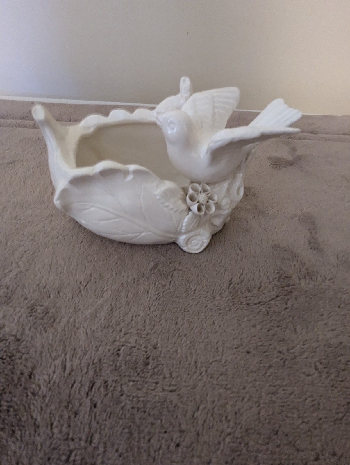 Vintage 1960 Lenwile Ardalt white porcelain bird in tree planter with chip