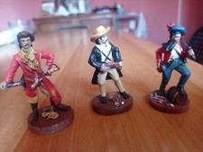 3 Soldatini PIRATI (lotto 2)  cm. 7 in resina dipinti a mano