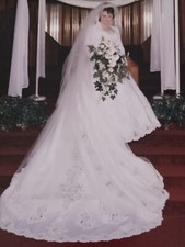 wedding dress size 12 preowned