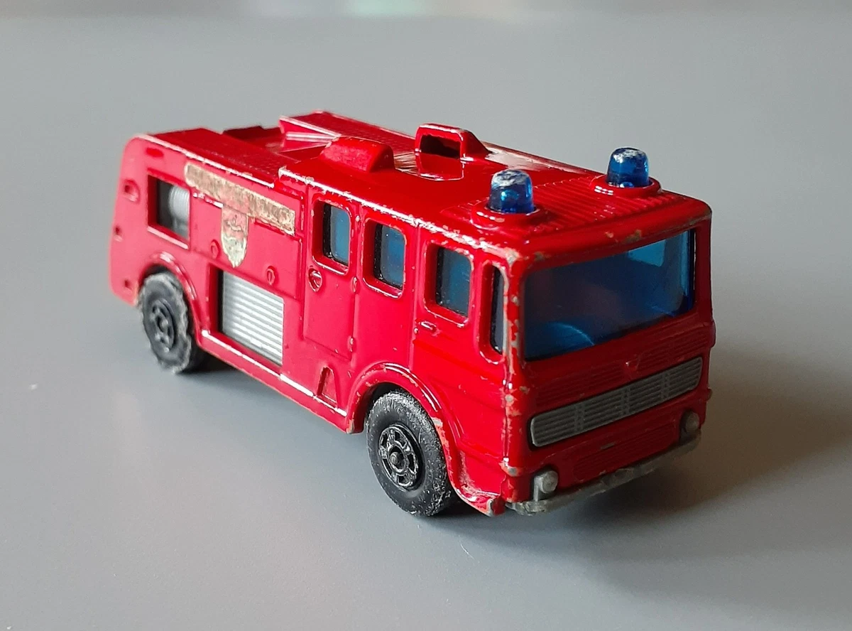Lesney merryweather fire engine top
