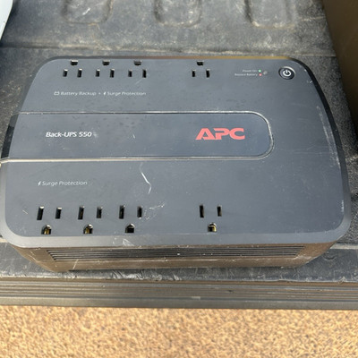 APC Back-UPS 550 Desktop UPS Battery Backup Surge Protection 8 Outlets Black