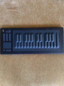 ROLI Seaboard RISE 25 Note USB Keyboard Controller (Barely Used)