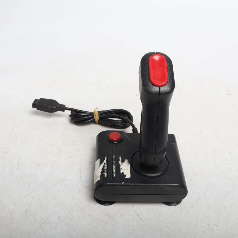 QUICKJOY JR + 2 Joysticks Suit Atari 2600 Commodore 64 - Image 4 of 4