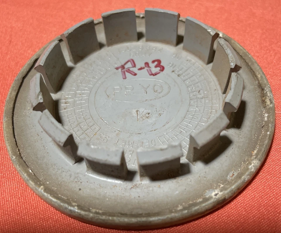 88 89 90 91 92 93 GMC TRUCK CHEVY 16" 4X4 WHEEL ALLOY CENTER CAP 14047297 hubcap - Image 3 of 4