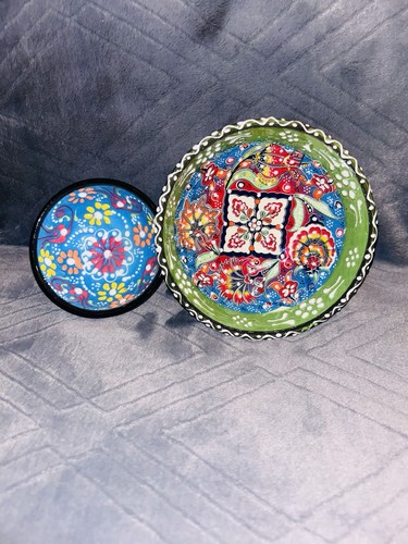 A Pair Of Hand Painted Colorful Turkish Decorative Bowls
