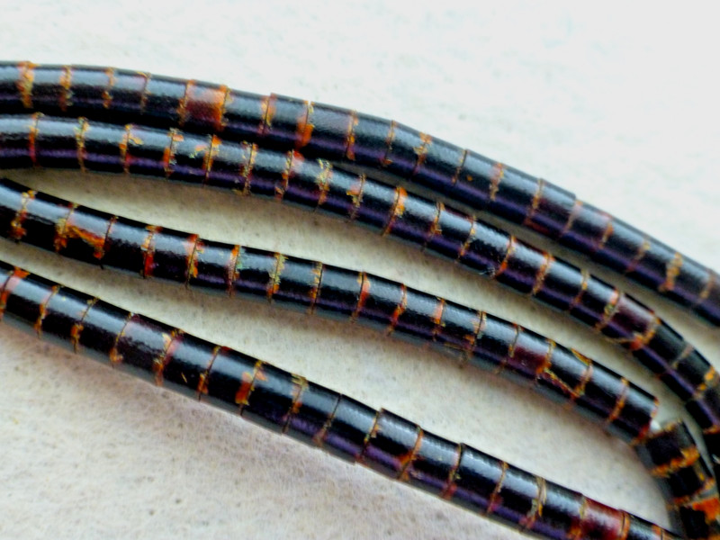 ANTIQUE 25 INCHES STRAND  COLORS LIGHT TO DARK BROWN, BLACK  SHELL  BEADS