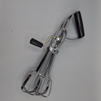 EKCO USA Super Speed Angled Handle 11'' Hand Mixer Egg Beater, Vintage