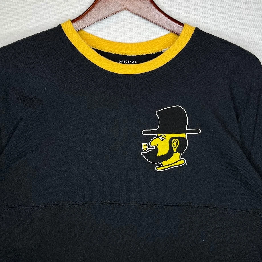 Camiseta Colegial League S Negra App State Manga Larga Spirit Foto 4 de 4