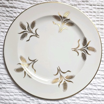 Hutschenreuther Selb Bavarian Germany Bavaria Golden Gold Wheat Grain Plate