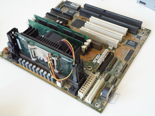 Computadora retro. Juego. RANURA 1 Asus P2L-B. Celeron433Mhz/128/20Gb. Vintage. - Imagen 8 de 11