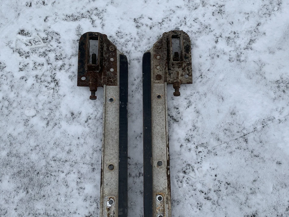 Juego de rieles deslizables Arctic Cat 0604-033 1985-1988 El Tigre Wildcat Cougar Pantera Foto 2 de 4