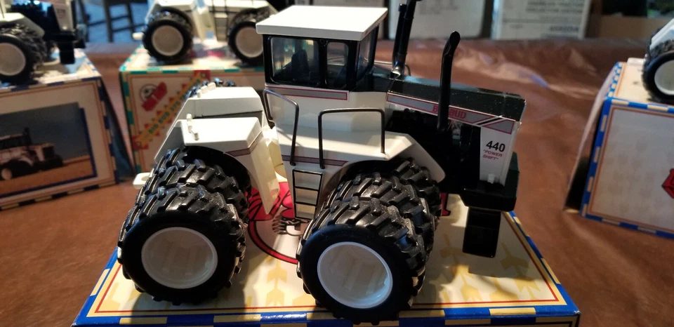 Toy Farmer BIG BUD 1/32 scale - Image 4 of 4