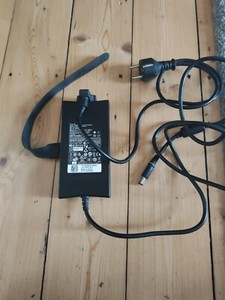 Dell Netzteil DA130PE1-00 19,5V 6,7A 130W für Laptop Notebook gebraucht