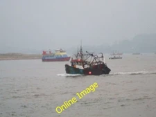 Photo 6x4 Trawler on the Exe Exmouth  c2008