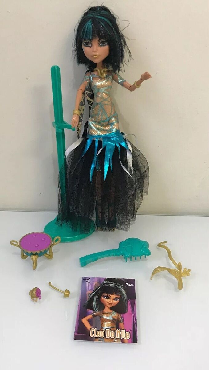 Monster High Halloween BCH88 Doll 'Cleo of the Nile'  Monster high ghouls  rule, Monster high dolls, Monster high