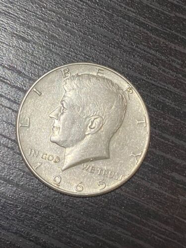 KENNEDY HALF DOLLAR 1965 COIN - XF(Extremely Fine) - 40% Silver, 60% Copper