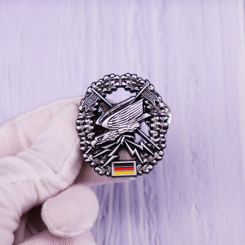 WWII German fallschirmjaeger (Paratrooper) qualification badge