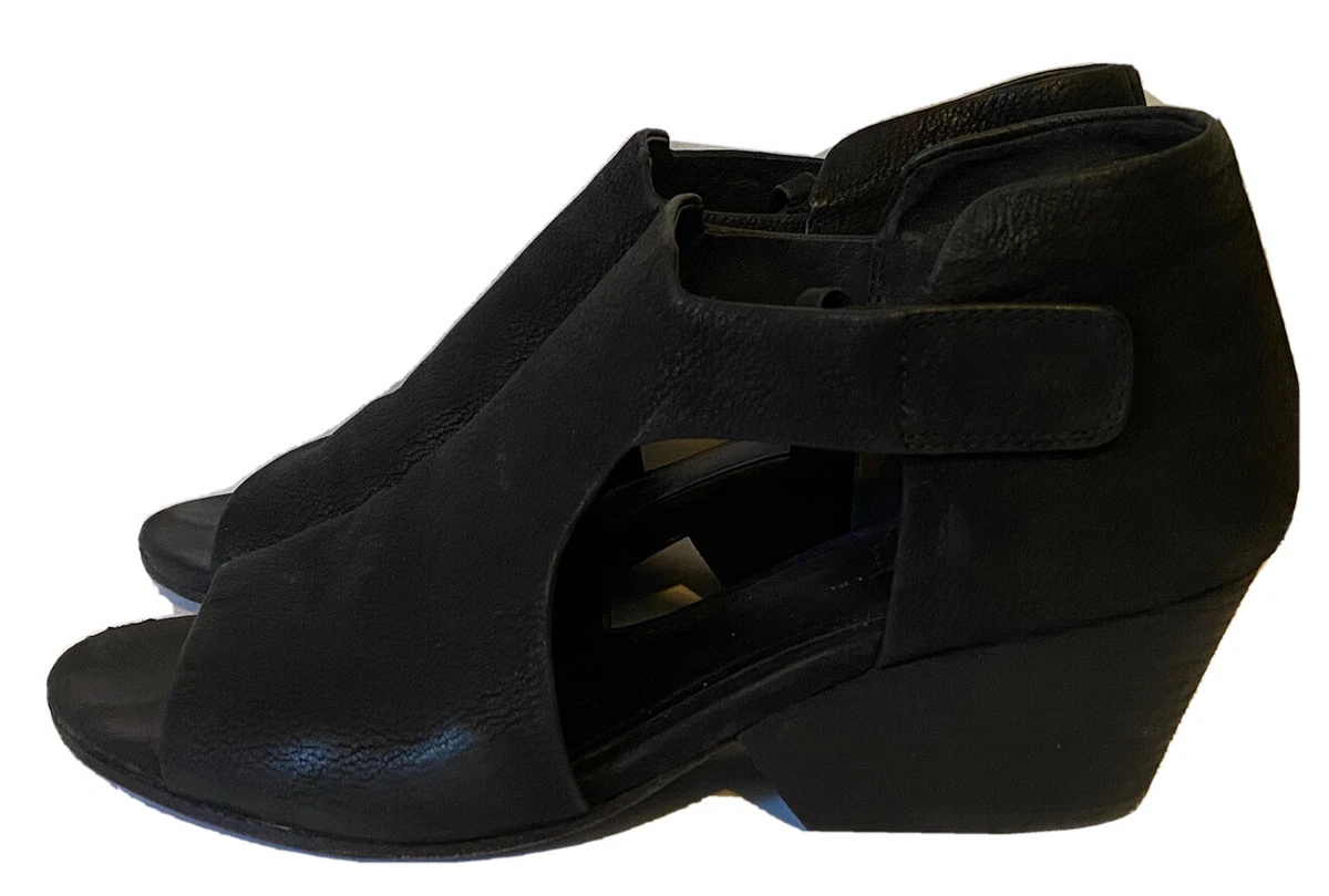 Eileen fisher iris sandal sale