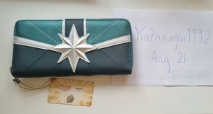 loungefly captain marvel wallet