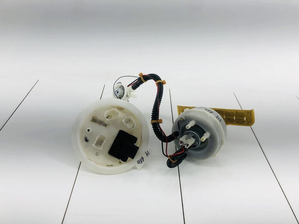 BMW 650I XDRIVE 12-18 4.4L V8 MOTOR GASOLINA TANQUE BOMBA OEM Foto 2 de 4