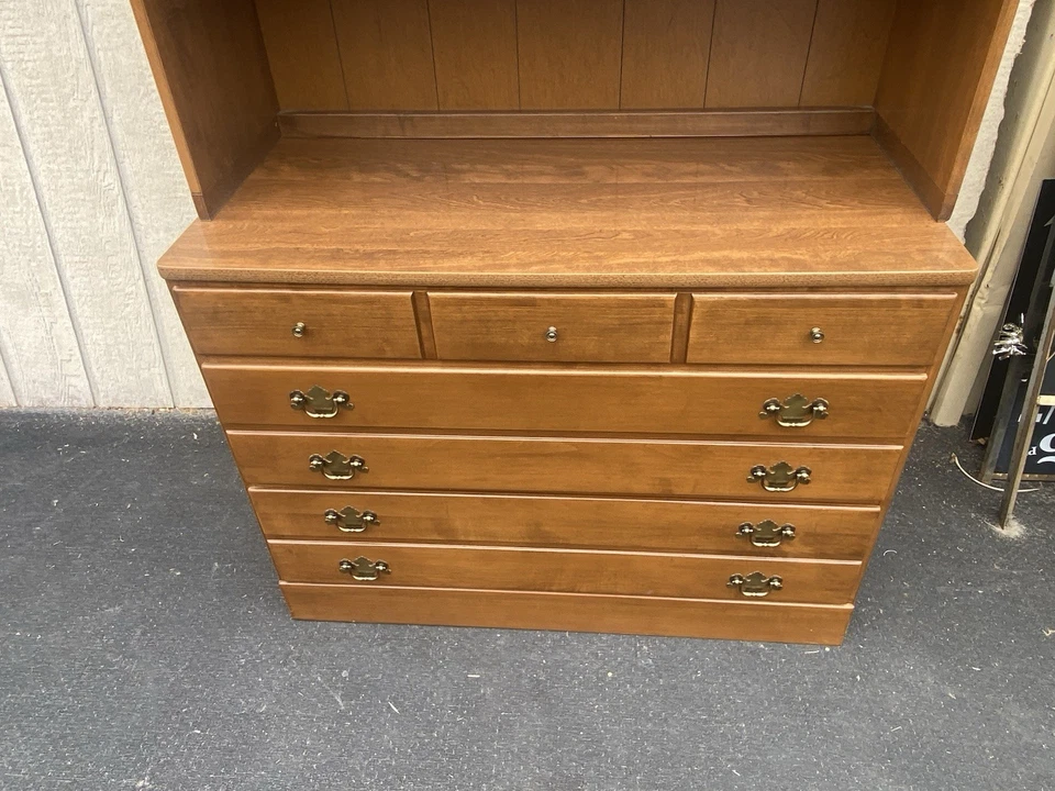 66554 Ethan Allen枫木柜带书柜上衣 — 第 4/4 张图片