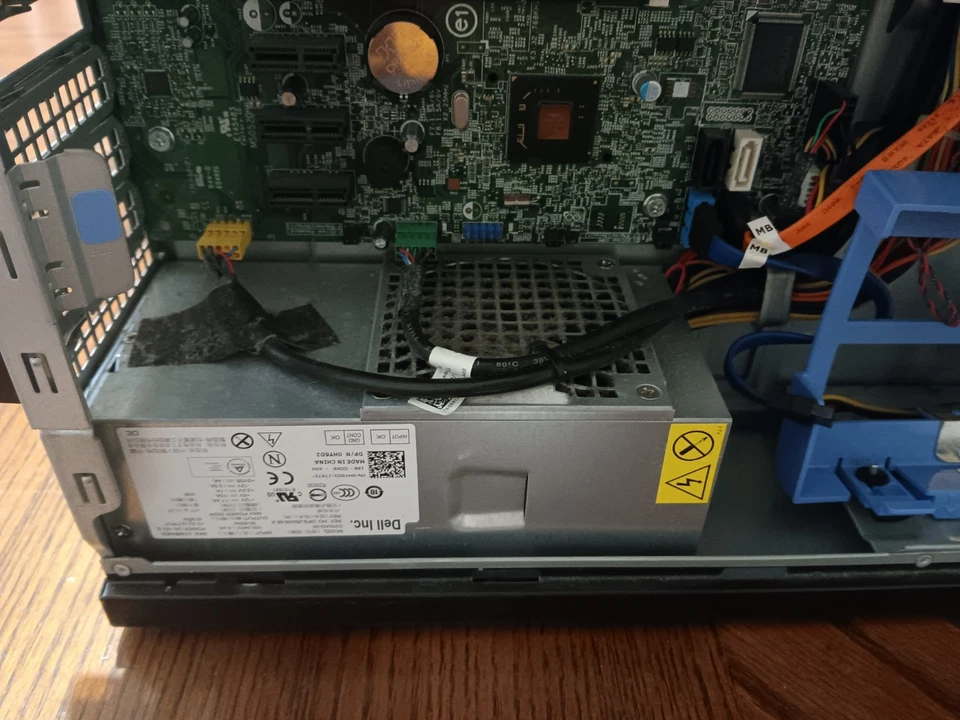 Dell OptiPlex 390 DT ( Intel Core i3-2100 3.1GHz 8GB RAM) Tower Desktop - Image 4 of 4