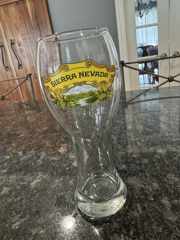 Sierra Nevada Vintage Collectible Beer Glass Breweriana Barware Hefeweizen