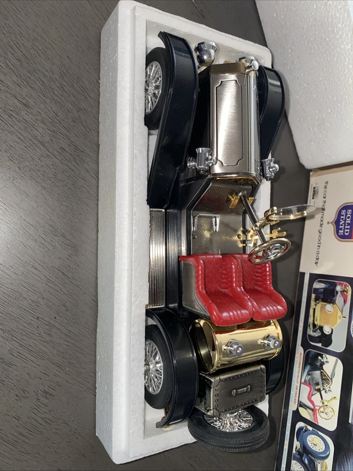 Vintage 60s Waco 10" 1913 STUTZ BEARCAT Transistor Radio Made in Japan - Image 2 of 4