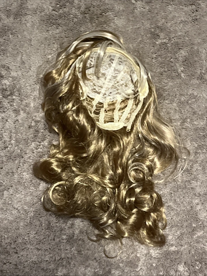 Peluca Rubia Larga Ondulada Para Mujer Marrón Raíces Capas Juegos con disfraces ZYR Sintética Nueva con Etiquetas Foto 3 de 3